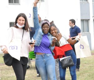 jeunes filles SOA 60720